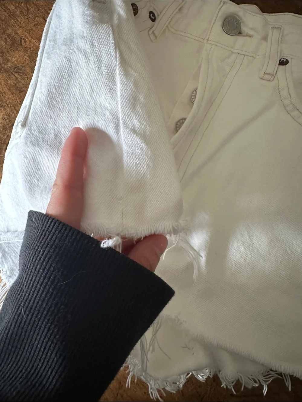 White Agolde Aritzia Denim Shorts - Picture 5 of 7